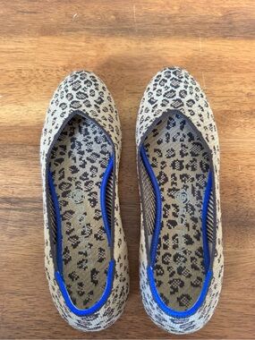 Rothy’s Almond Toe Leopard Print Flats Size 10